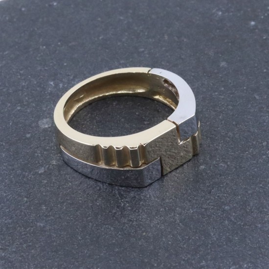 Men's ring in 14 K gold bicolor, 1907.