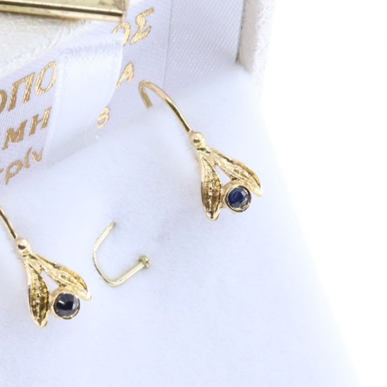 14 K gold vintage flower earrings with small sapphire, 2107.