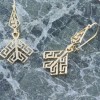 14 K pendant earrings in vintage geometric design,