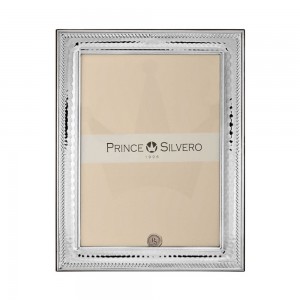 Prince Silvero frame striated design outside with 925° silver, 13x18 cm, MA/S423WB.